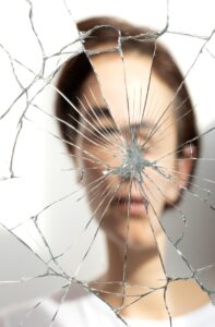 LA FORZA DELLA FRAGILITÀ